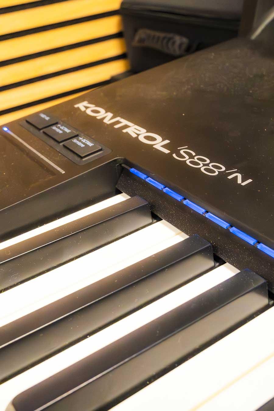 Mixer audio in studio