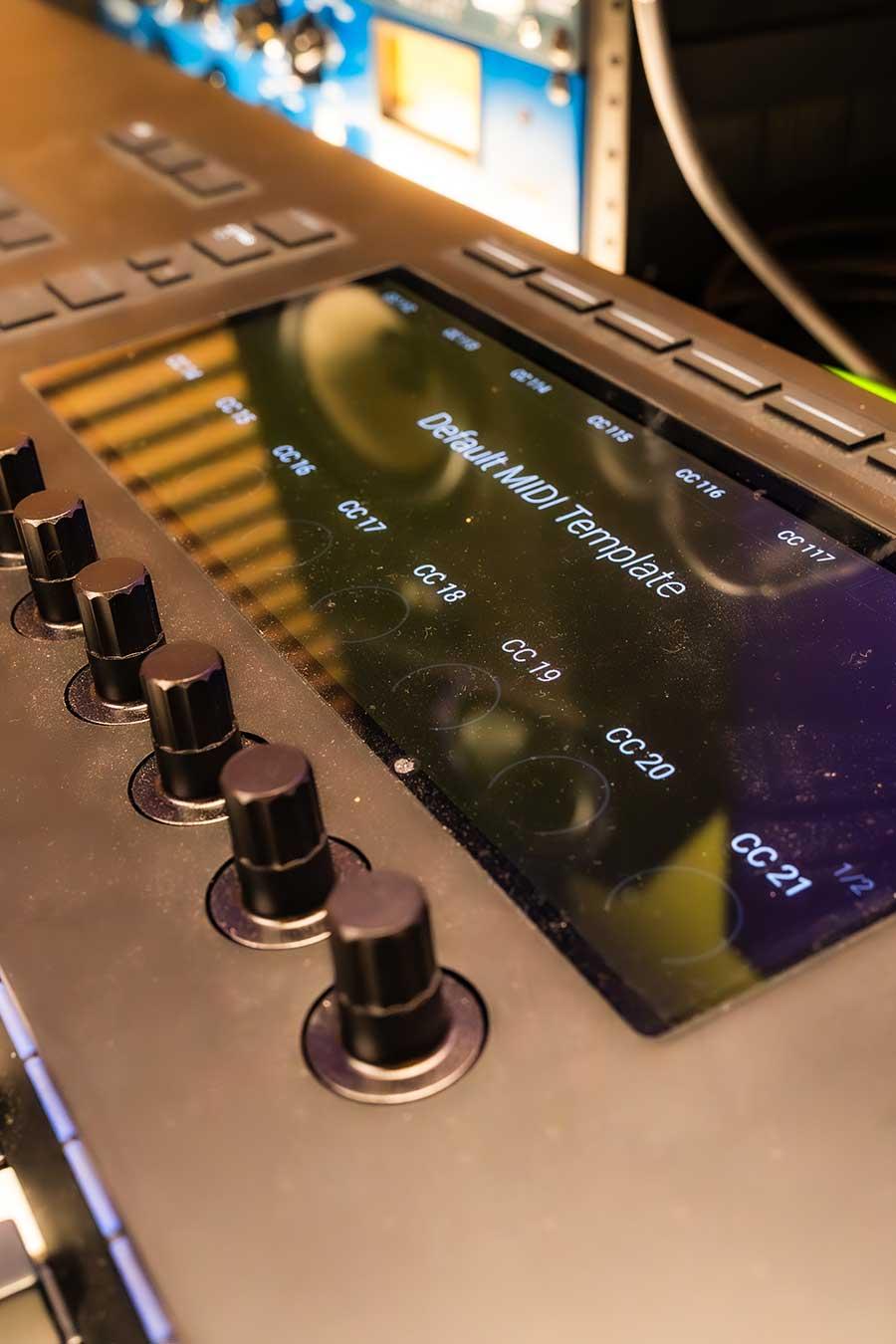 One Hour Song - Format in studio OFFREC